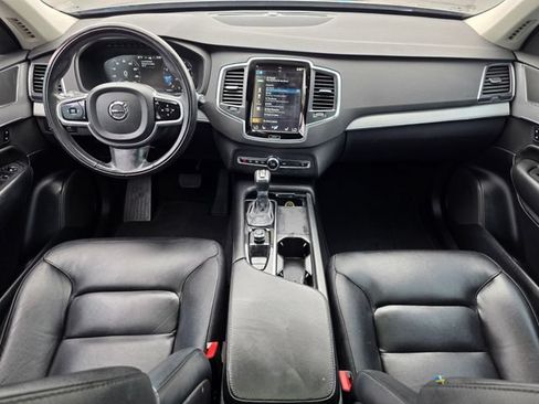 Used 2022 Volvo XC90 T5 Momentum AWD/4WD image 41