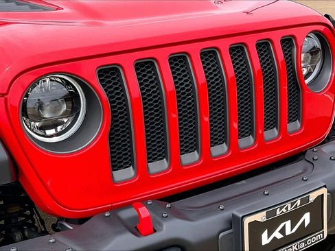 Used 2023 Jeep Wrangler Rubicon w/ Steel Bumper Group AWD/4WD image 30