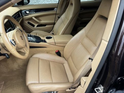 Used 2015 Porsche Panamera S image 7