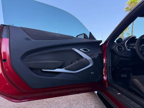 Used 2021 Chevrolet Camaro ZL1 RWD image 33