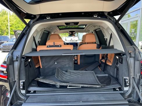 Used 2024 BMW X7 xDrive40i AWD/4WD image 15