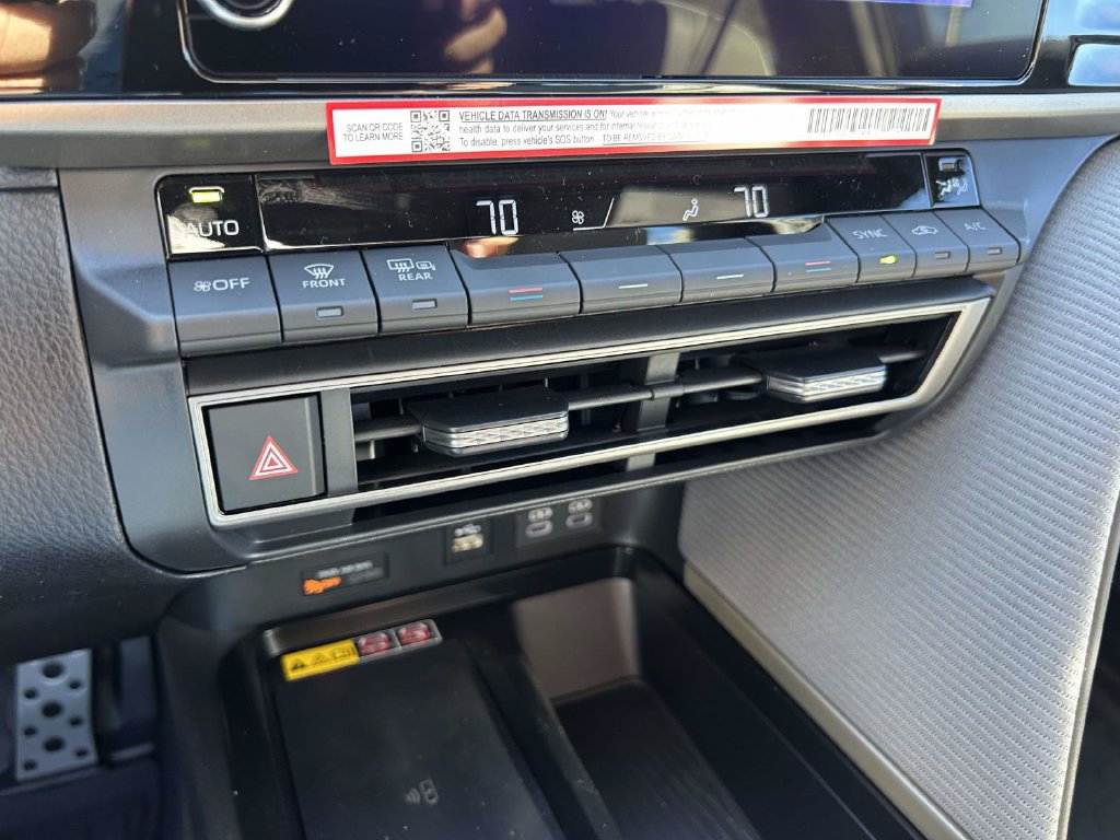 New 2026 Toyota Camry SE FWD image 23