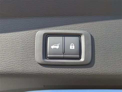 New 2025 Mitsubishi Outlander SEL image 13