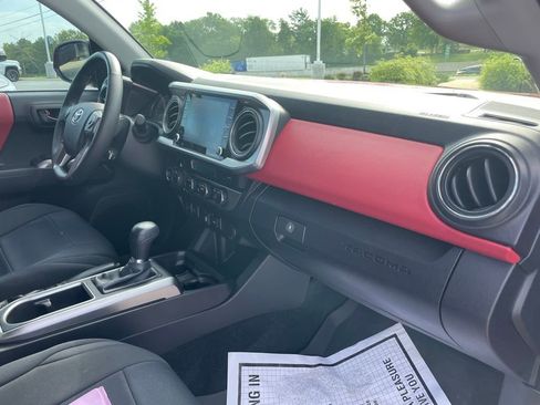 Used 2023 Toyota Tacoma SR5 w/ Technology Package image 28