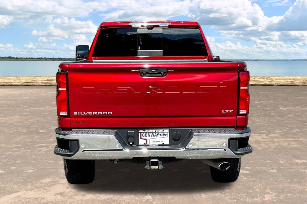 Used 2024 Chevrolet Silverado 2500 LTZ w/ LTZ Premium Package AWD/4WD image 7
