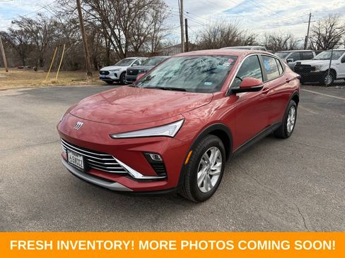 Used 2024 Buick Envista Preferred w/ Convenience II Package image 3