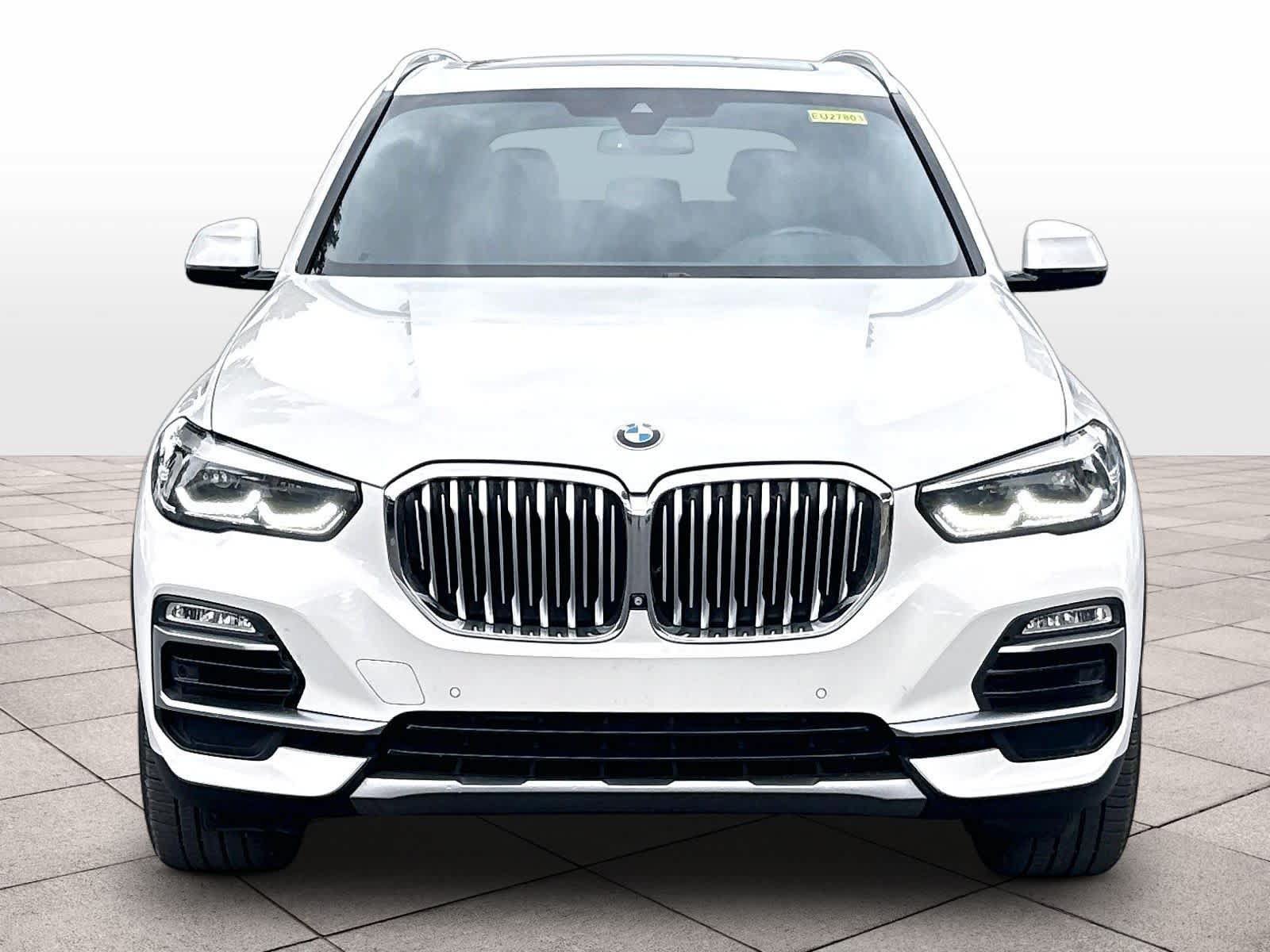 Used 2019 BMW X5 xDrive40i w/ Premium Package 2 AWD/4WD image 2