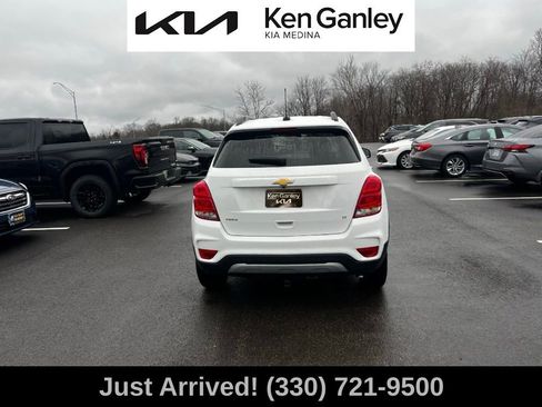 Used 2019 Chevrolet Trax LT w/ LT Convenience Package image 6