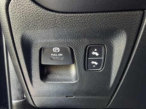 Used 2024 RAM 1500 Limited w/ Night Edition AWD/4WD image 22