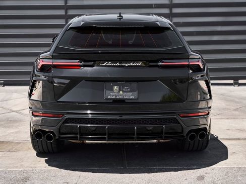Used 2022 Lamborghini Urus AWD/4WD image 14