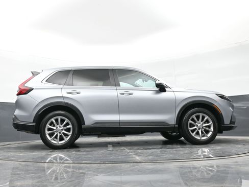 Used 2023 Honda CR-V EX image 45