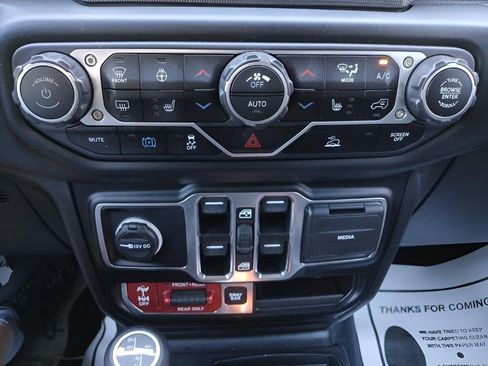 Used 2023 Jeep Wrangler Unlimited Rubicon 4xe w/ Cold Weather Group image 15