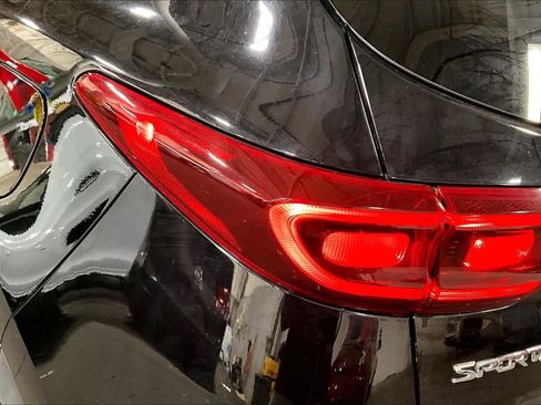 Used 2021 Kia Sportage EX w/ EX Technology Package image 28