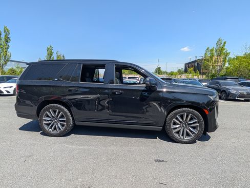 Used 2021 Cadillac Escalade Sport w/ Driver Assist Tech Package AWD/4WD image 2