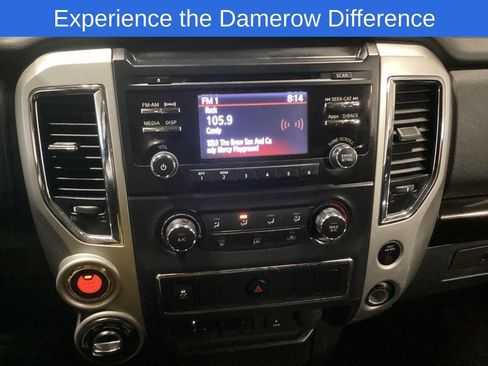 Used 2017 Nissan Titan SV image 17