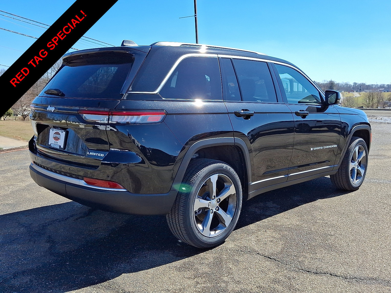 New 2026 Jeep Grand Cherokee Limited AWD/4WD image 4