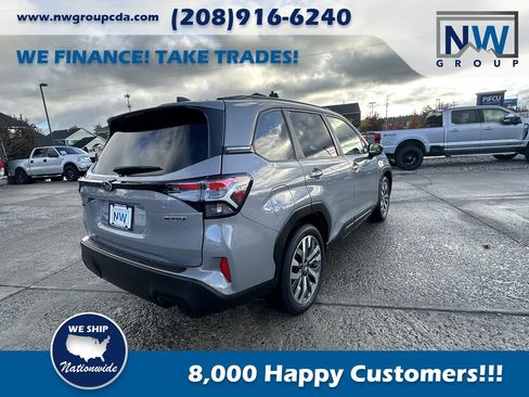 Used 2025 Subaru Forester Touring image 5