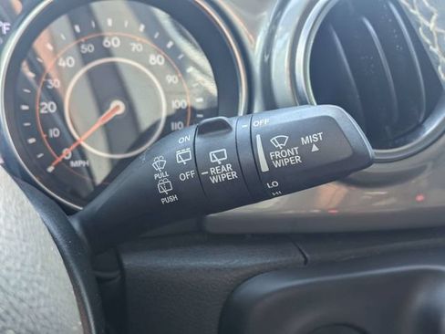 Used 2023 Jeep Wrangler Unlimited Sahara AWD/4WD image 28