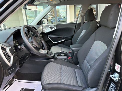 Certified 2024 Kia Soul LX w/ Option Group 015 image 27