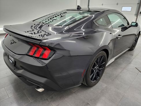 Used 2024 Ford Mustang Premium RWD image 5
