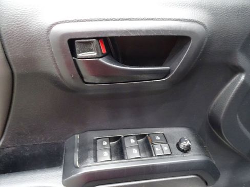 Used 2023 Toyota Tacoma SR image 16