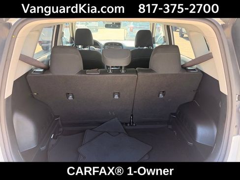 Certified 2025 Kia Soul LX w/ LX Technology Package FWD image 27