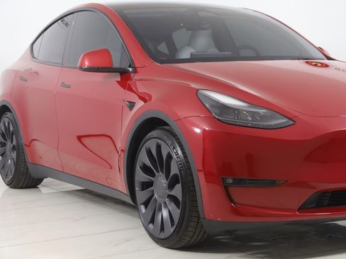 Used 2023 Tesla Model Y Performance image 40