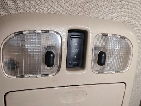 Used 2010 Mercury Milan Premier FWD image 12