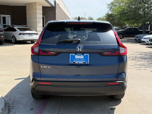 Used 2023 Honda CR-V EX image 4