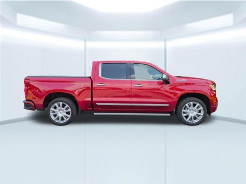 Used 2024 Chevrolet Silverado 1500 High Country w/ Technology Package AWD/4WD image 7