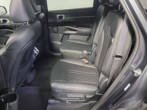 Certified 2024 Kia Sorento SX Prestige AWD/4WD image 17