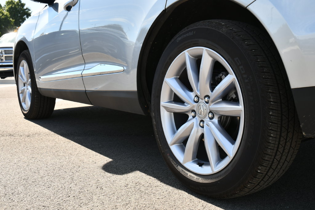 Used 2024 Acura RDX SH-AWD image 13