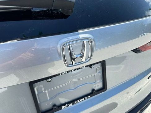 Used 2025 Honda CR-V Sport image 17