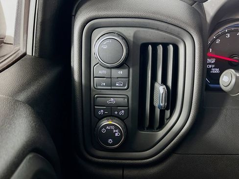 Used 2023 Chevrolet Silverado 1500 W/T w/ Trailering Package AWD/4WD image 31