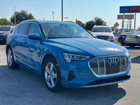Used 2019 Audi e-tron Prestige AWD/4WD image 4