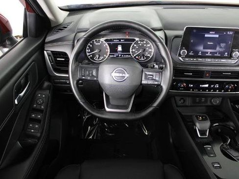 Certified 2025 Nissan Rogue SV w/ SV Premium Package FWD image 7
