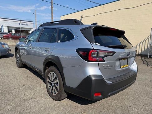 Certified 2024 Subaru Outback Premium AWD/4WD image 6