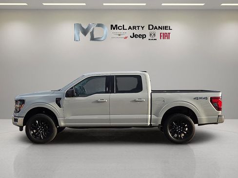 Used 2024 Ford F150 XLT image 3