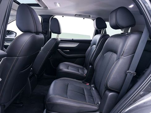 Used 2024 MAZDA CX-90 Plug-In Hybrid w/ Preferred AWD/4WD image 35