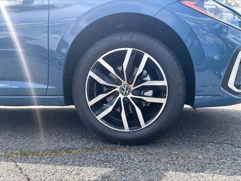New 2026 Volkswagen Jetta SE FWD image 8