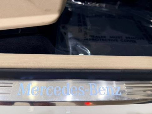 Used 2019 Mercedes-Benz GLC 300 4MATIC image 45