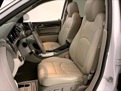 Used 2016 Buick Enclave Leather FWD image 13