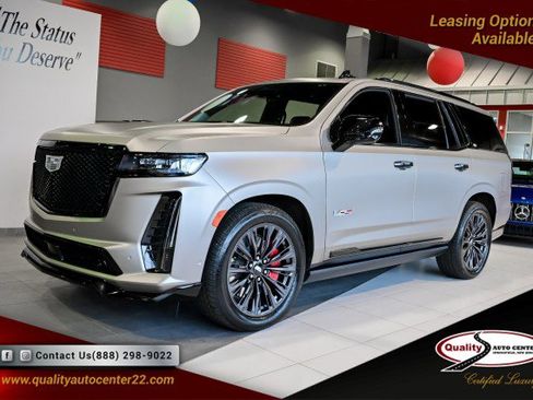 Used 2023 Cadillac Escalade V w/ LPO, ONYX Package image 1