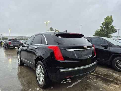 Used 2017 Cadillac XT5 Premium Luxury FWD image 4