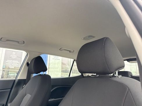 Used 2026 Hyundai Venue SE image 15