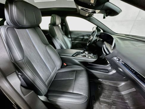 Used 2024 Cadillac Lyriq Sport w/ LPO, Floor Liner Package AWD/4WD image 28