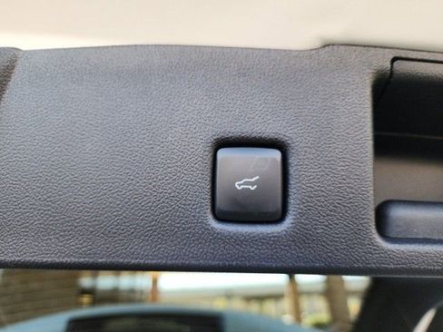 New 2025 Ford Escape SE image 31