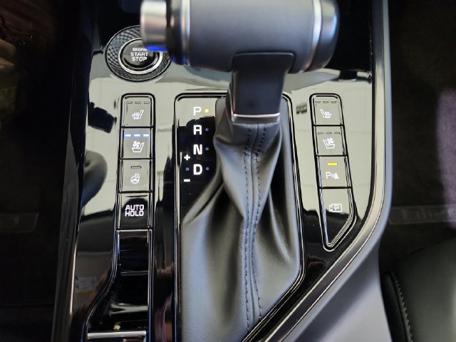 Certified 2023 Kia Niro FWD image 19