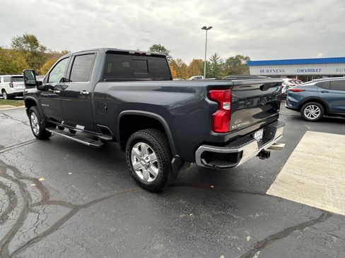 Used 2020 Chevrolet Silverado 2500 LTZ w/ LTZ Plus Package image 9
