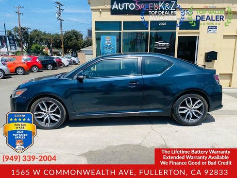 Used 2016 Scion tC FWD image 9